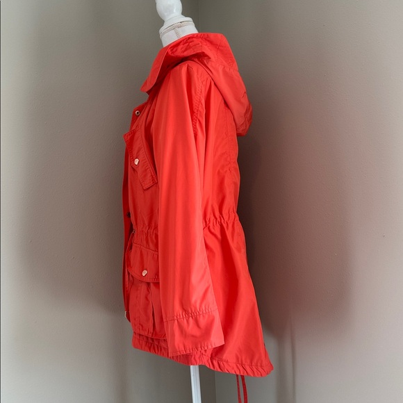 Steve Madden | Solid Anorak Rain Jacket | Coral & Gold Hardware | Large - Picture 6 of 11